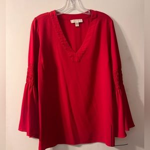 Beautiful shirt with wide sleeves